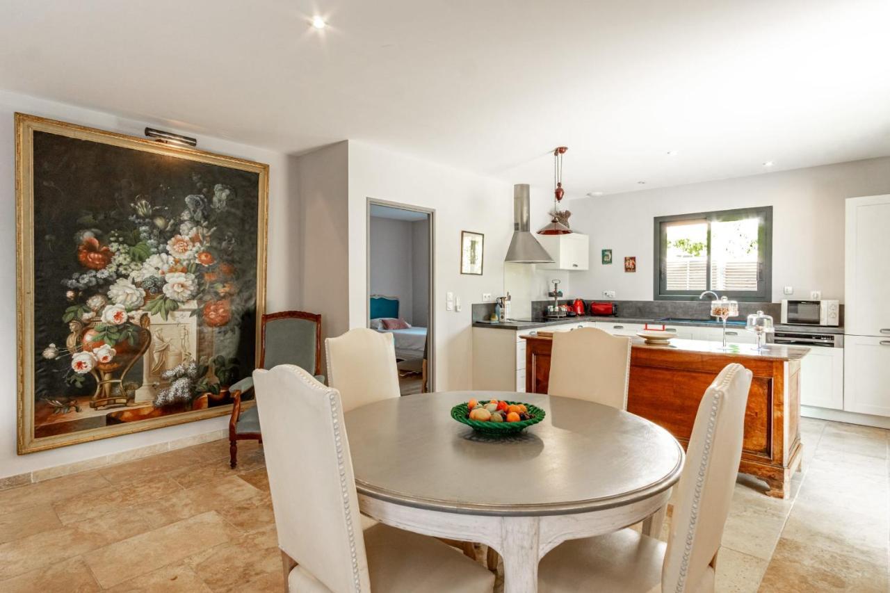 La Verdiere - Contemporary House With Garden And Private Pool LʼIsle-sur-la-Sorgue 외부 사진